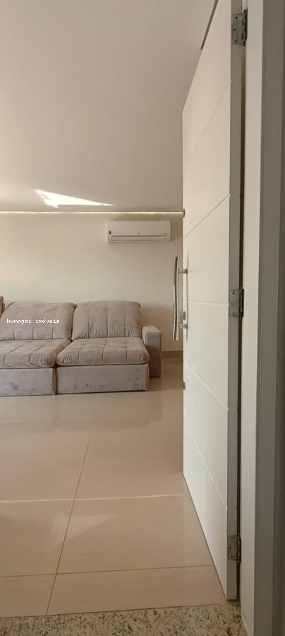 Sobrado à venda com 3 quartos, 159m² - Foto 2