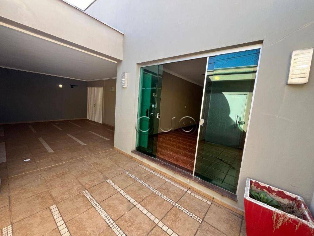 Casa à venda com 3 quartos, 196m² - Foto 8