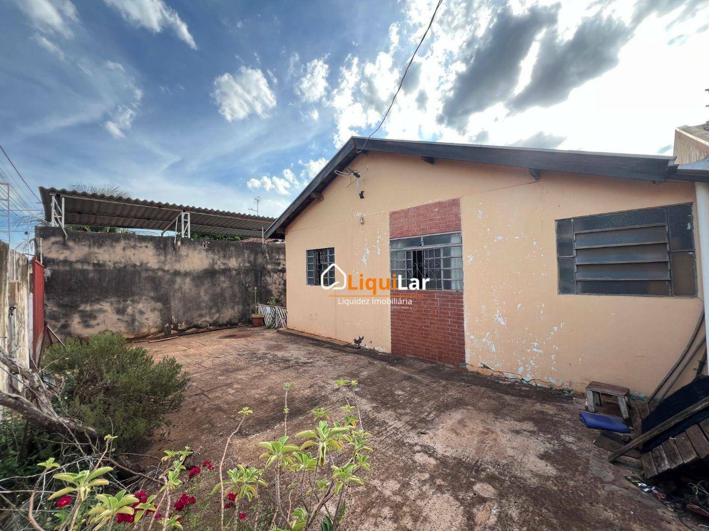 Casa, 3 quartos, 98 m² - Foto 2