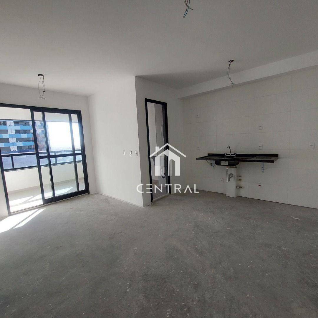 Apartamento à venda com 2 quartos, 69m² - Foto 4