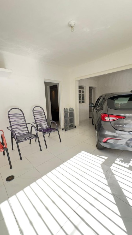 Casa à venda com 2 quartos, 88m² - Foto 1