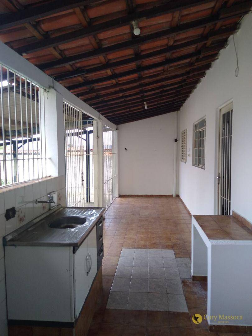 Casa à venda com 1 quarto, 68m² - Foto 9