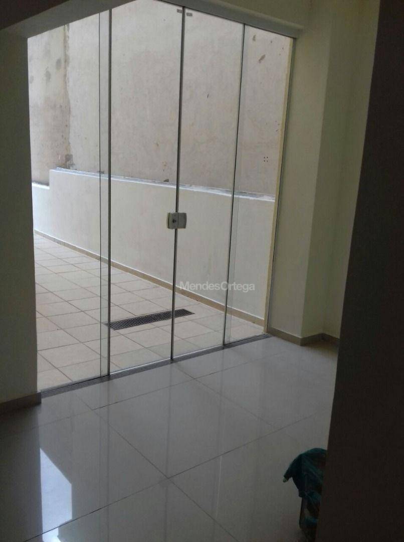 Casa de Condomínio para alugar com 4 quartos, 228m² - Foto 10