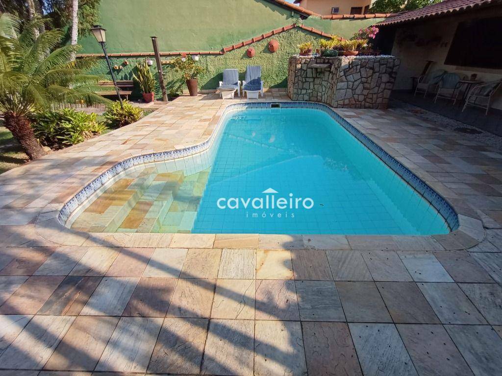Casa à venda com 4 quartos, 275m² - Foto 18