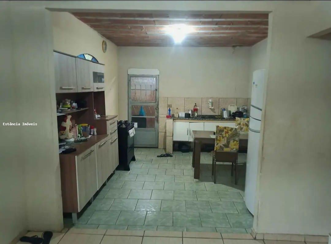 Casa à venda com 3 quartos, 300m² - Foto 6