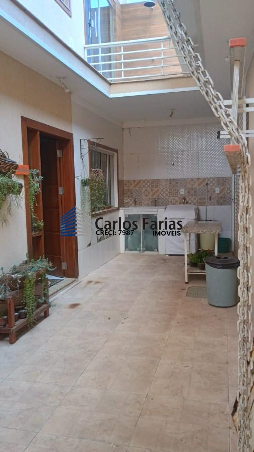 Casa à venda com 5 quartos, 200m² - Foto 16