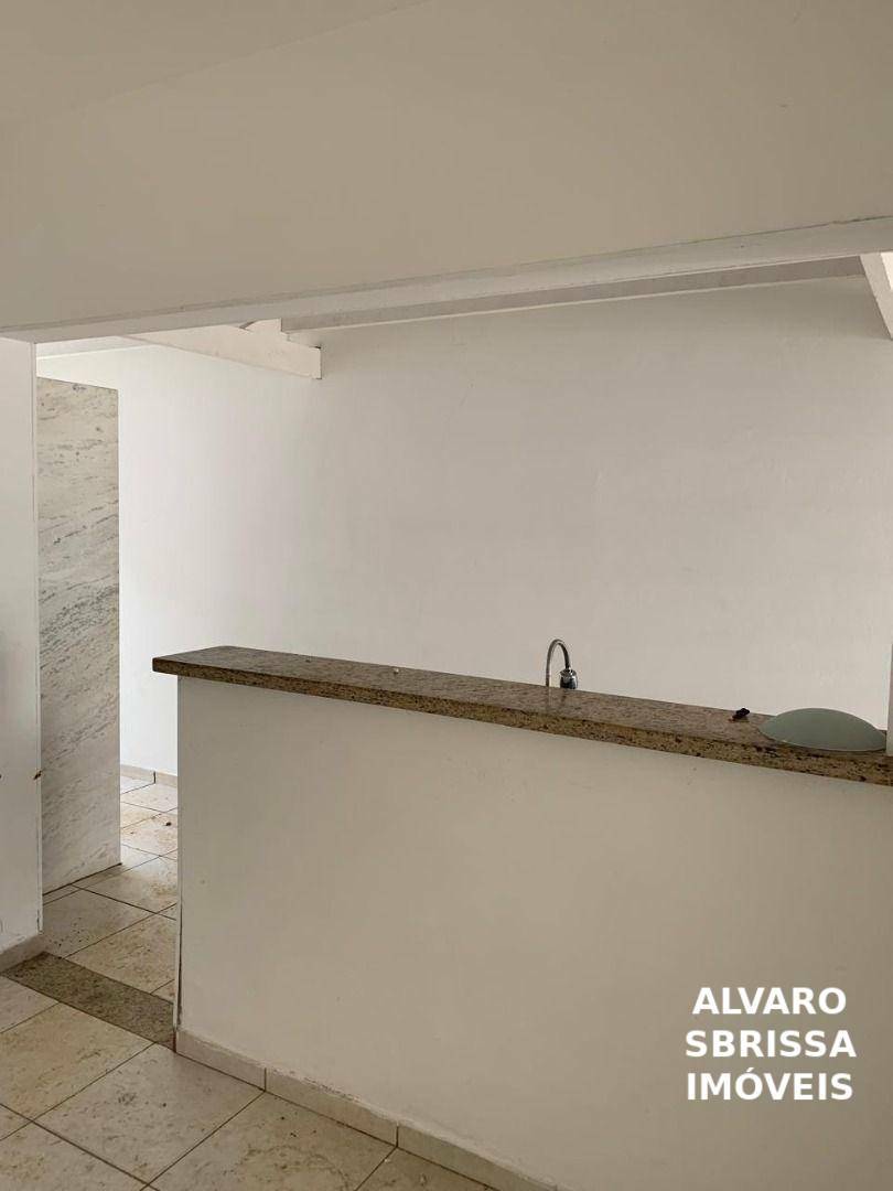 Casa à venda com 2 quartos, 94m² - Foto 2