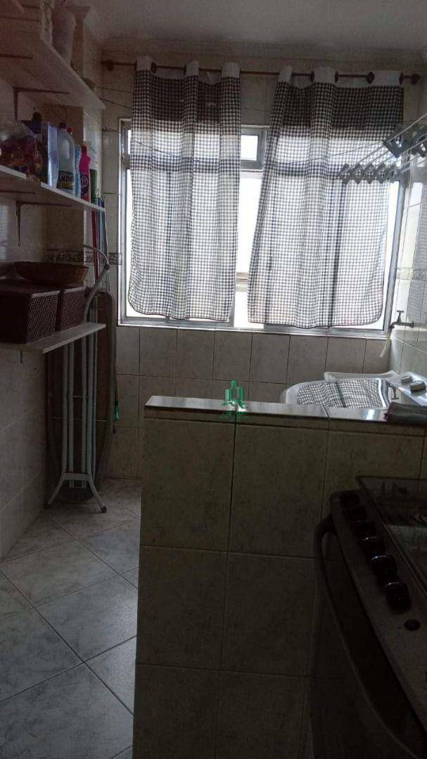 Apartamento à venda e aluguel com 2 quartos, 65m² - Foto 6