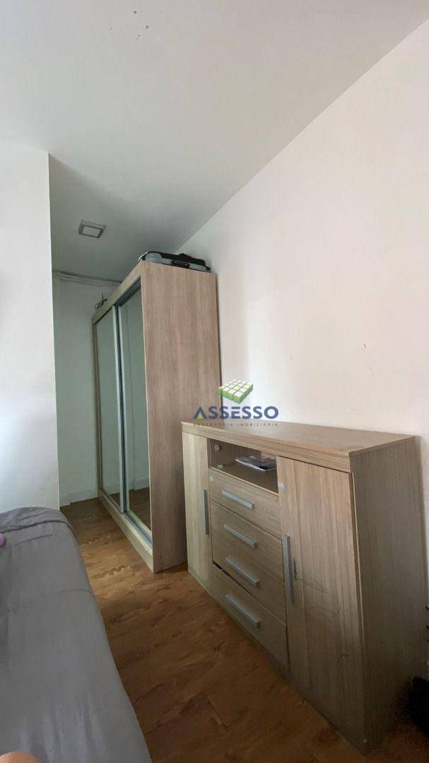 Apartamento à venda com 2 quartos, 80m² - Foto 15