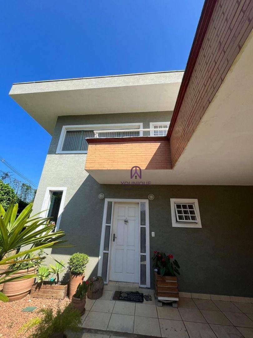 Casa à venda com 3 quartos, 236m² - Foto 13