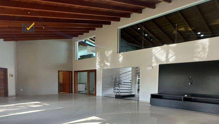 Casa de Condomínio à venda e aluguel com 4 quartos, 291m² - Foto 3