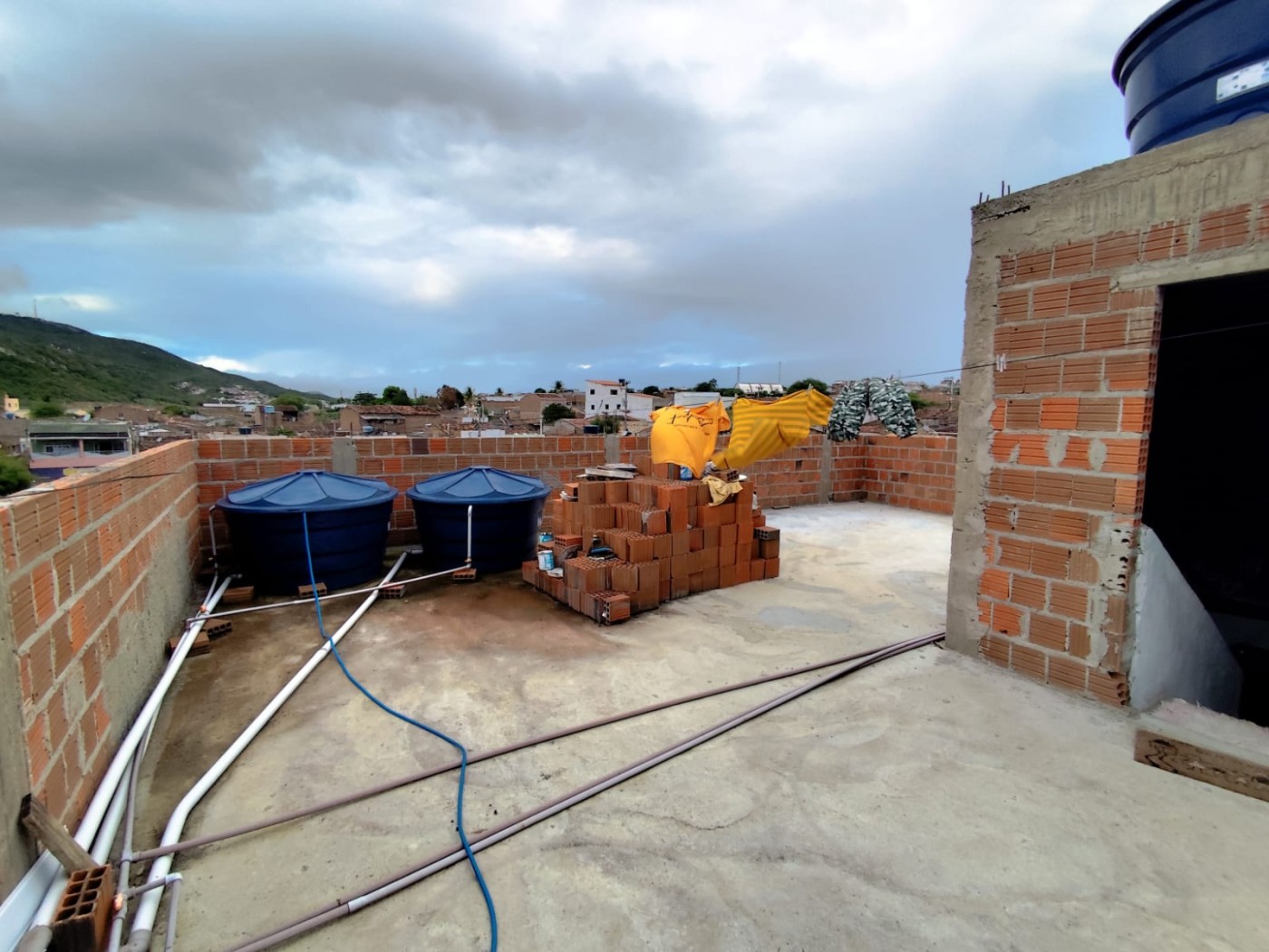 Casa à venda com 8 quartos, 96m² - Foto 19