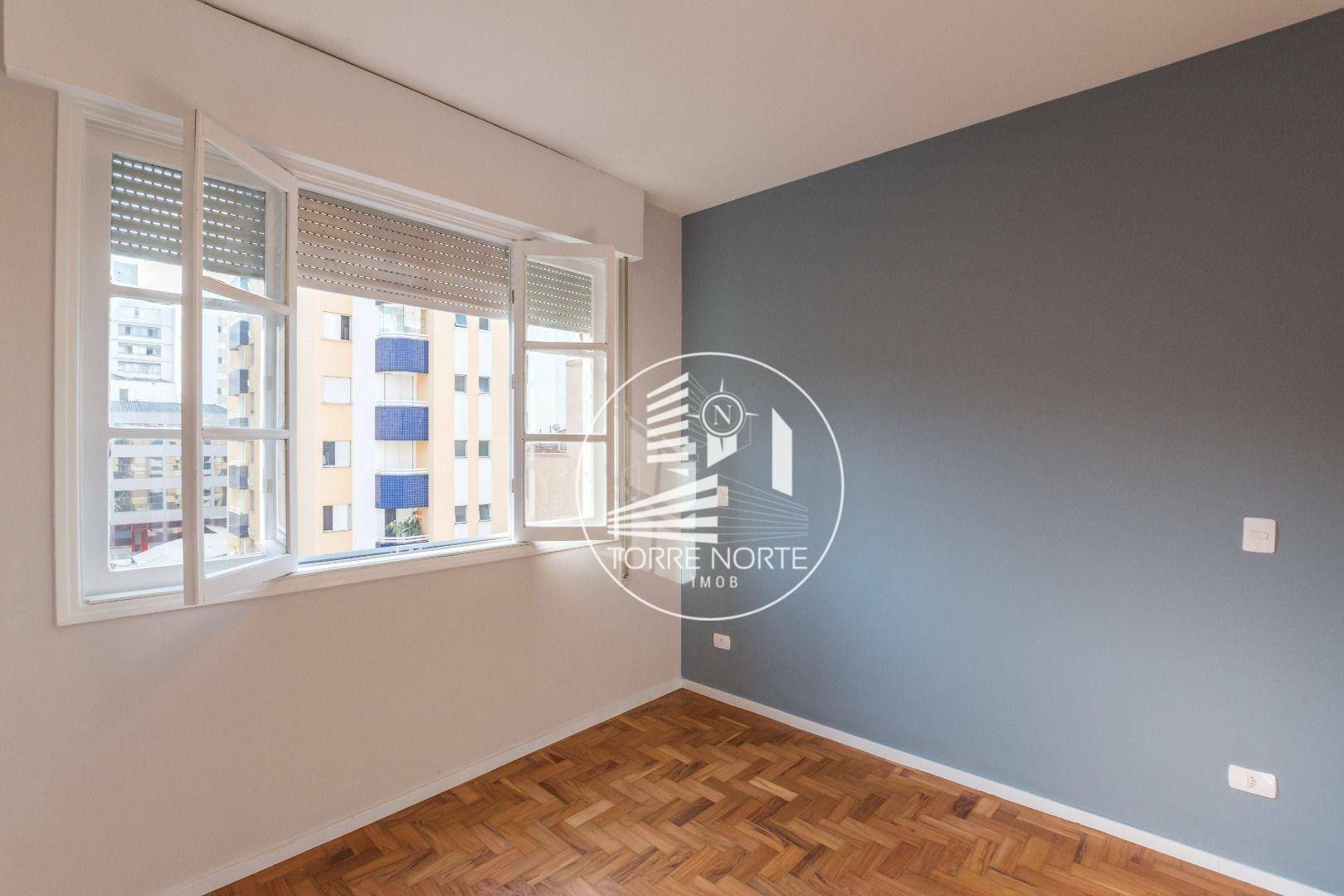 Apartamento à venda com 2 quartos, 67m² - Foto 3