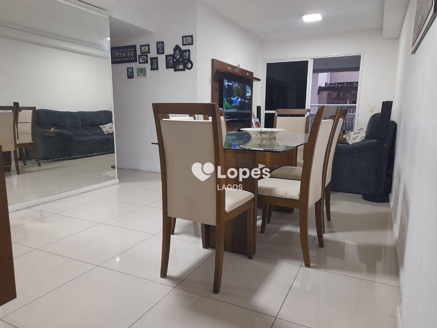 Apartamento à venda com 2 quartos, 77m² - Foto 3