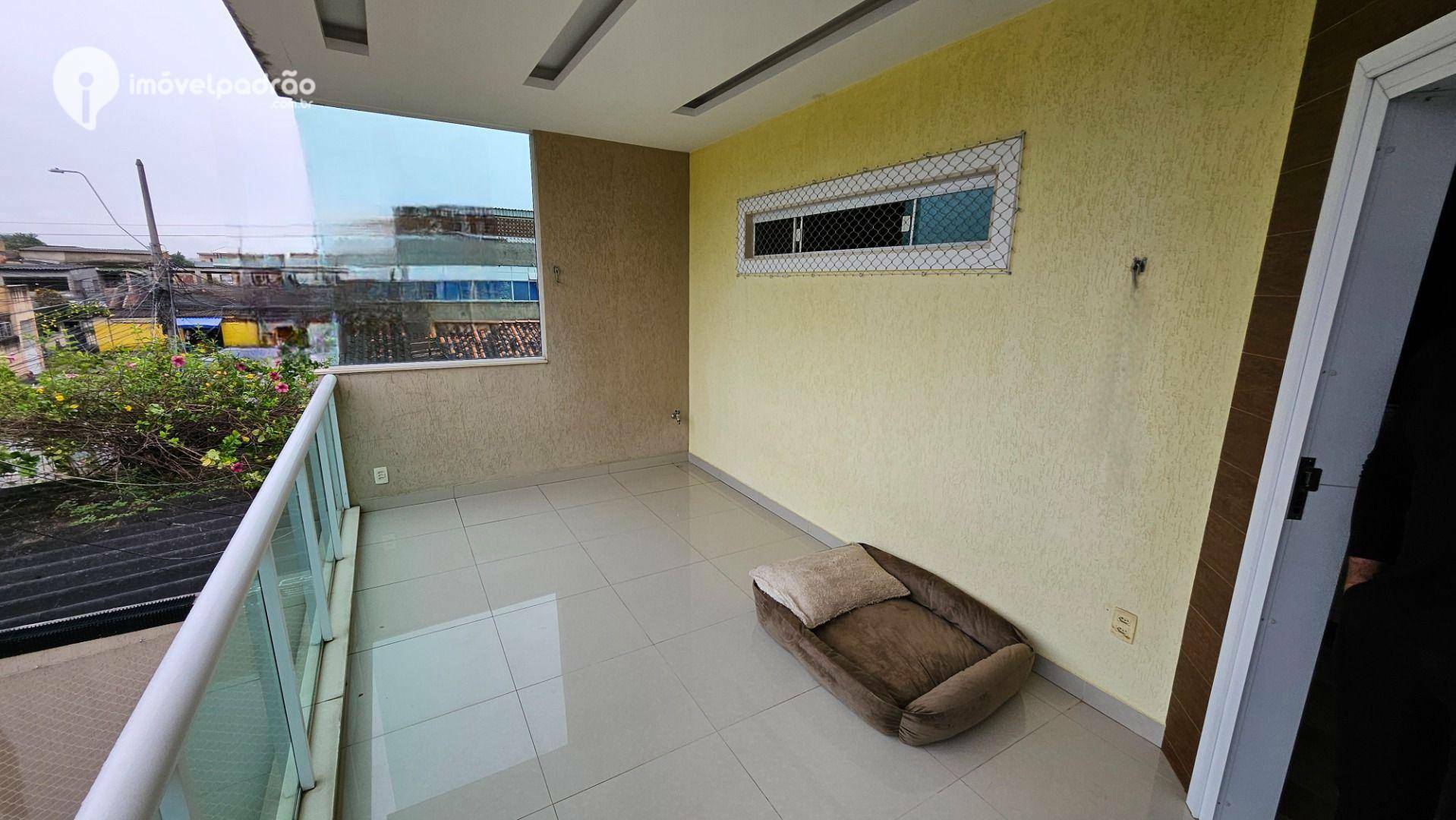 Casa de Condomínio à venda com 4 quartos, 299m² - Foto 2