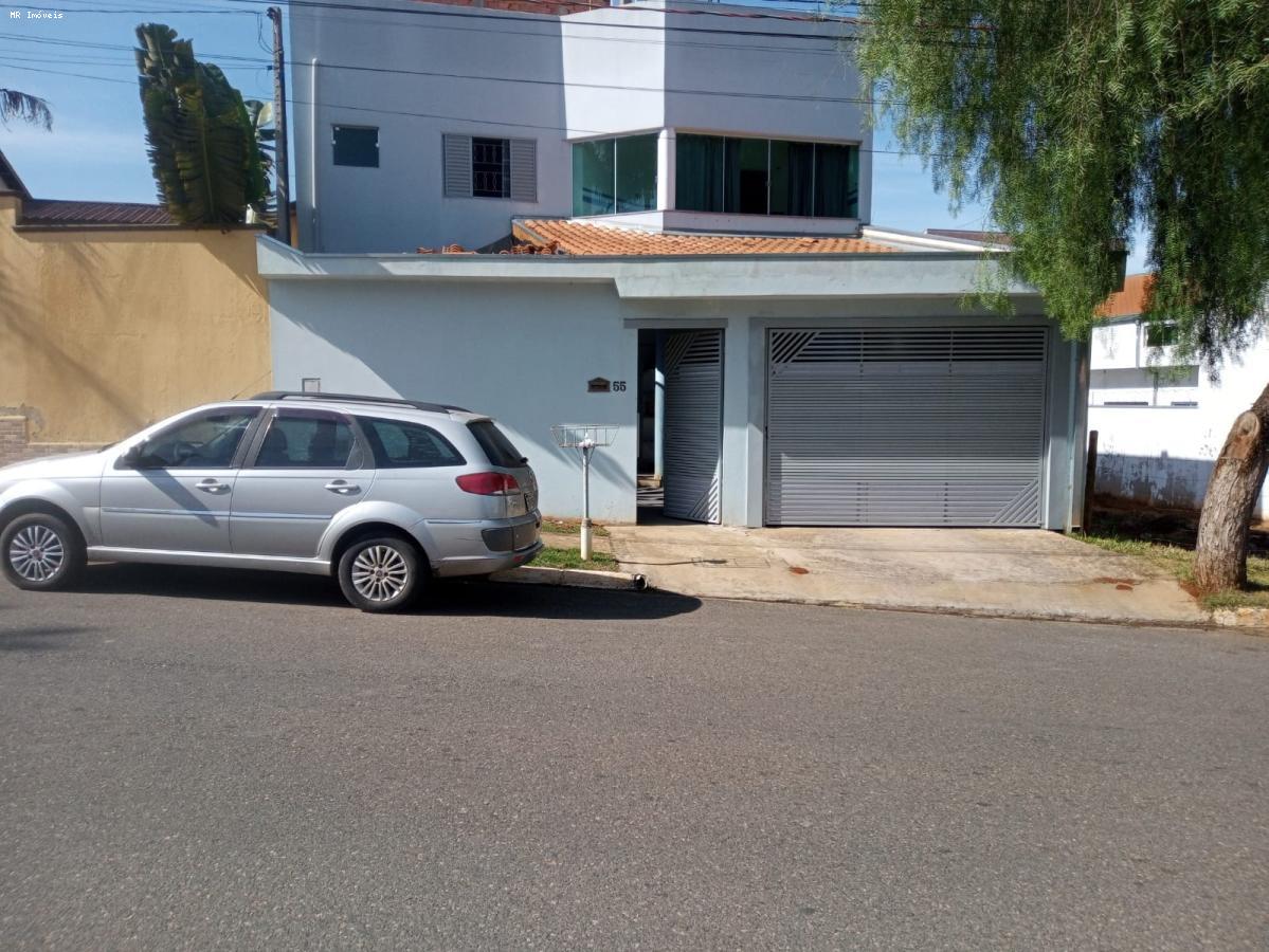 Sobrado à venda com 2 quartos, 180m² - Foto 3