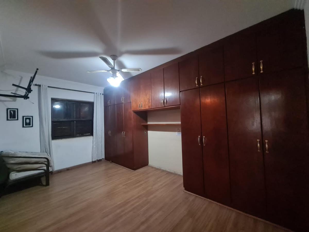 Casa de Condomínio à venda com 4 quartos, 350m² - Foto 20