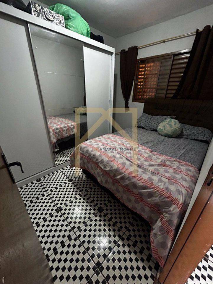 Casa à venda com 2 quartos, 41m² - Foto 5