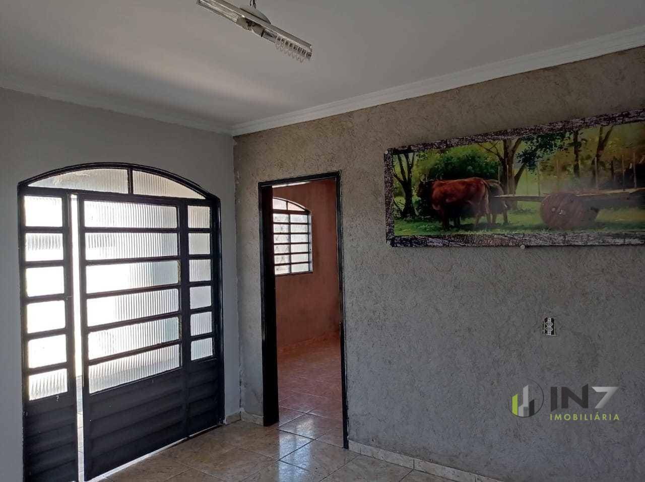 Casa à venda com 3 quartos, 180m² - Foto 7