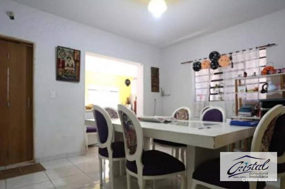 Casa à venda com 3 quartos, 250m² - Foto 5