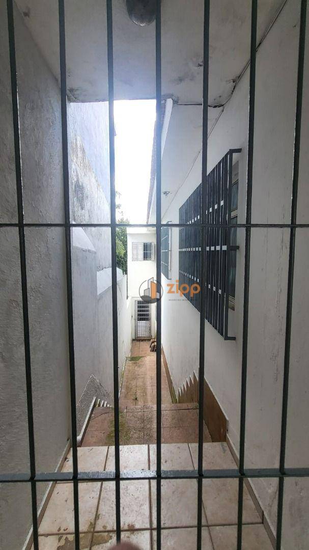 Sobrado à venda com 3 quartos, 200m² - Foto 14