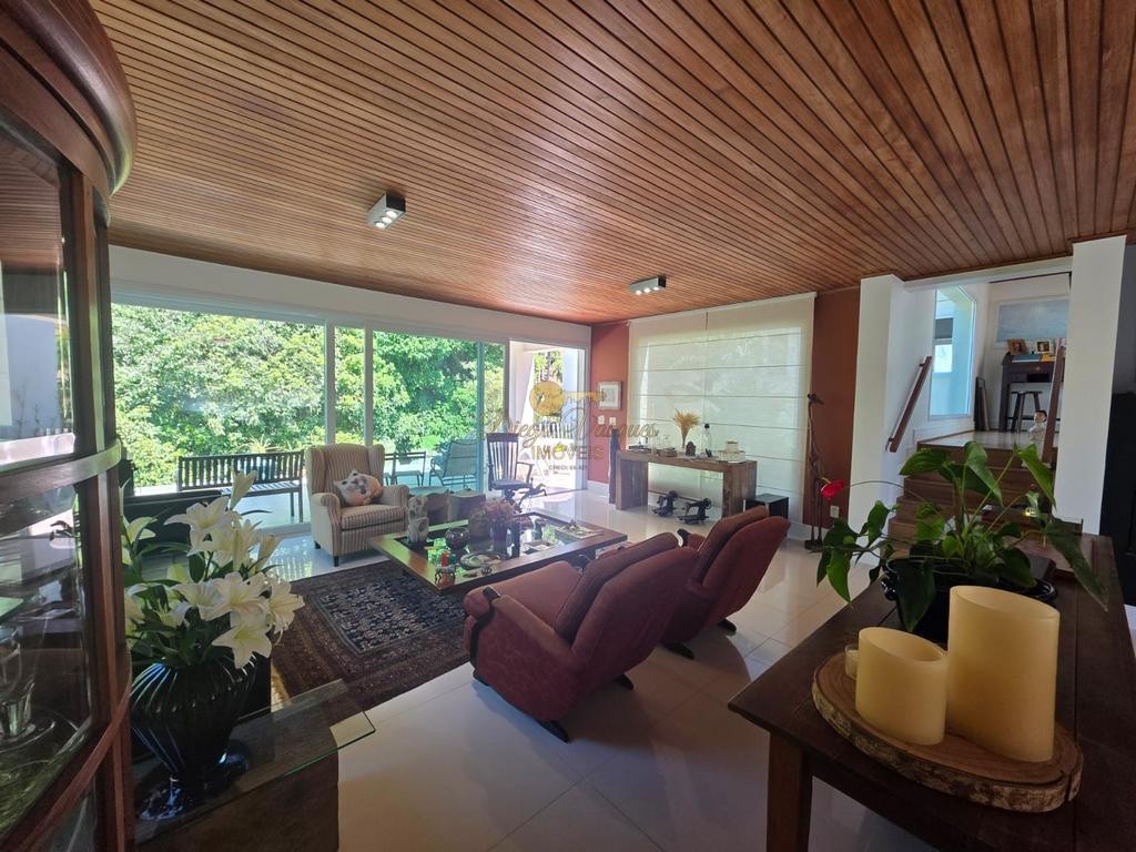 Casa à venda com 4 quartos, 10000m² - Foto 11