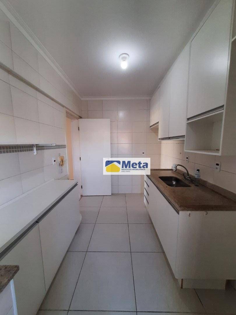 Apartamento à venda e aluguel com 3 quartos, 99m² - Foto 9