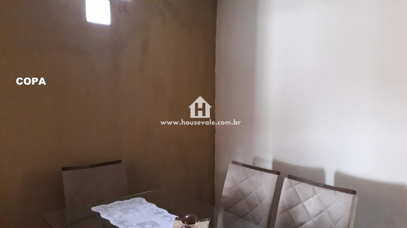 Casa à venda com 4 quartos, 200m² - Foto 4