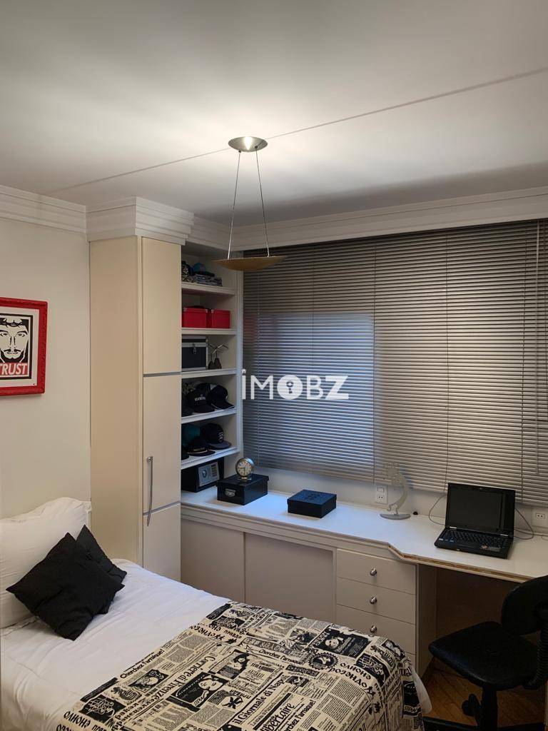 Apartamento à venda com 3 quartos, 165m² - Foto 13