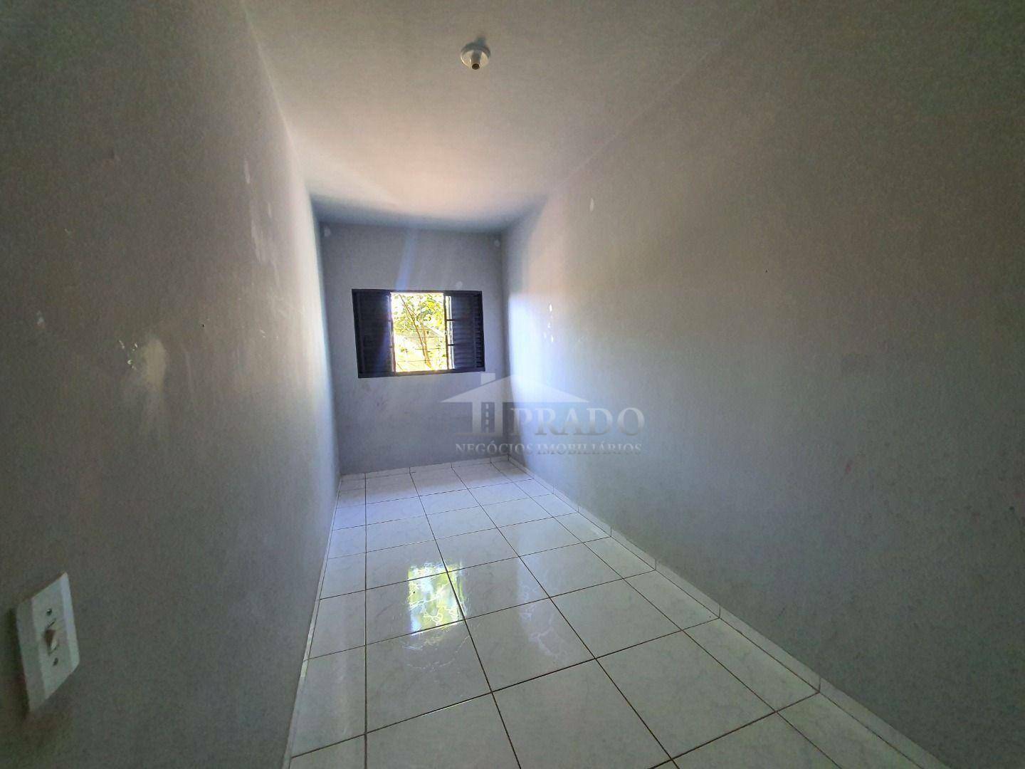 Casa à venda com 2 quartos, 69m² - Foto 9