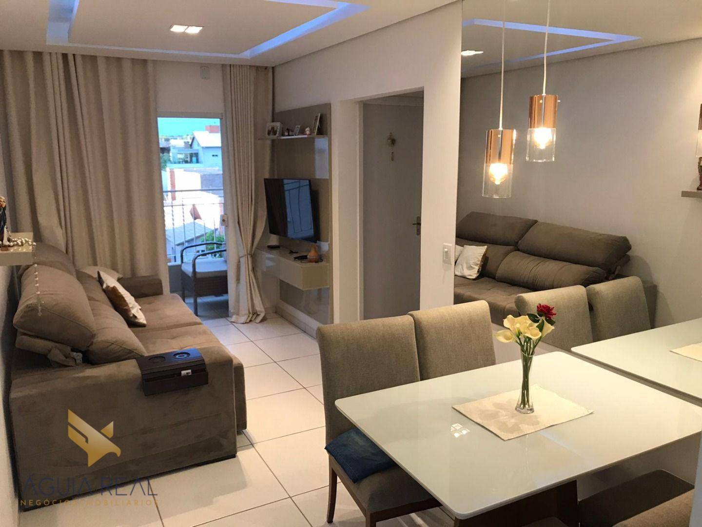 Apartamento à venda com 2 quartos, 54m² - Foto 1