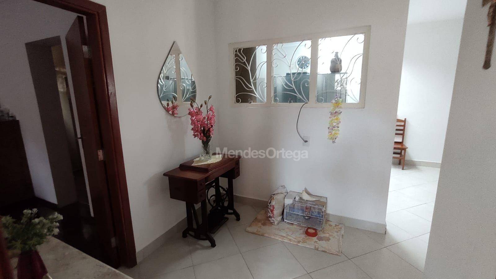 Casa à venda com 2 quartos, 160m² - Foto 18