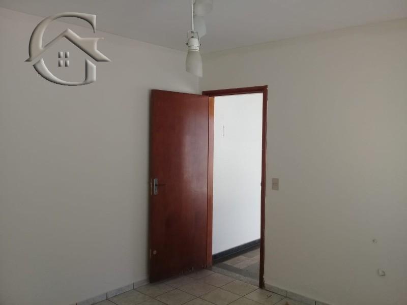 Casa para alugar com 2 quartos, 220m² - Foto 22