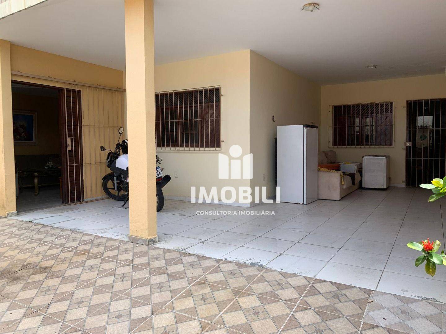 Casa à venda com 7 quartos, 200M2 - Foto 2