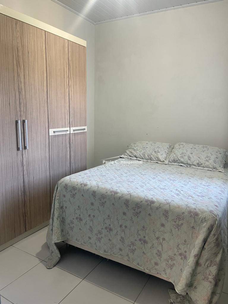 Casa à venda com 4 quartos, 220m² - Foto 11