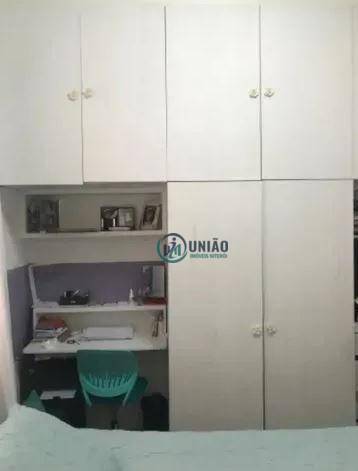 Casa à venda com 2 quartos, 80m² - Foto 20