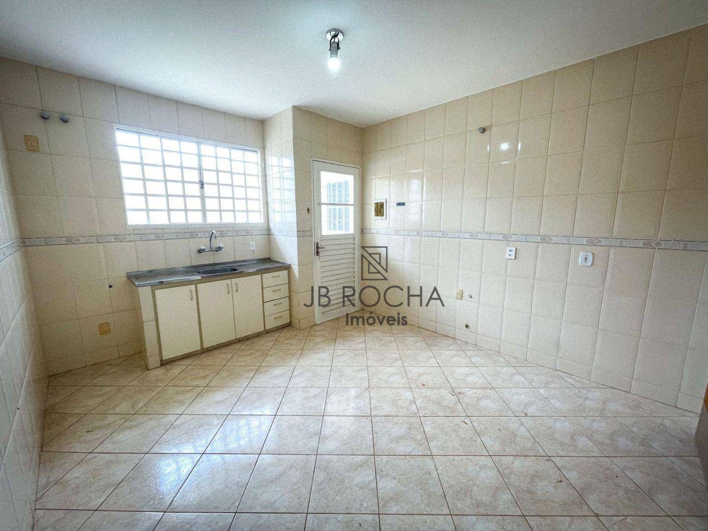 Casa de Condomínio para alugar com 2 quartos, 172m² - Foto 28