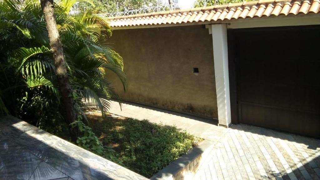 Sobrado à venda com 4 quartos, 750m² - Foto 46