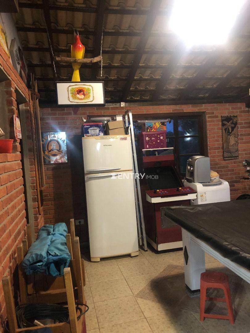 Chácara à venda com 3 quartos, 330m² - Foto 19