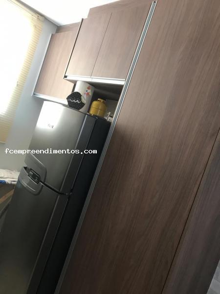 Apartamento à venda com 2 quartos, 48m² - Foto 12