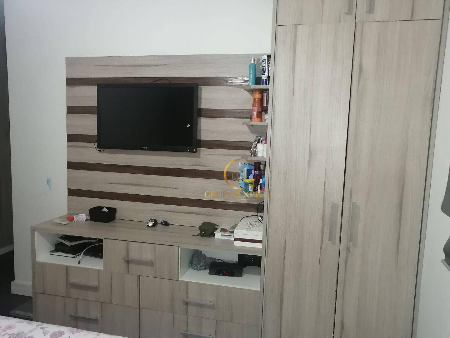 Apartamento à venda com 3 quartos, 99m² - Foto 9