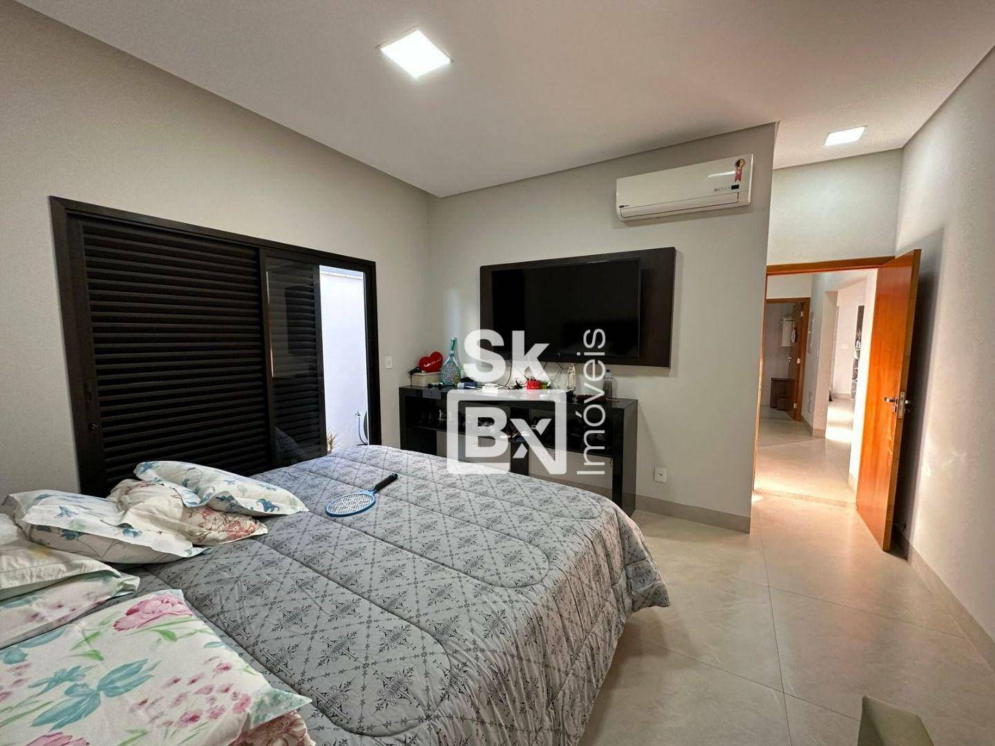 Casa de Condomínio à venda com 3 quartos, 230m² - Foto 15