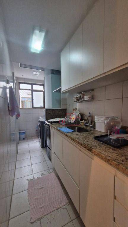 Apartamento à venda com 2 quartos, 80m² - Foto 12