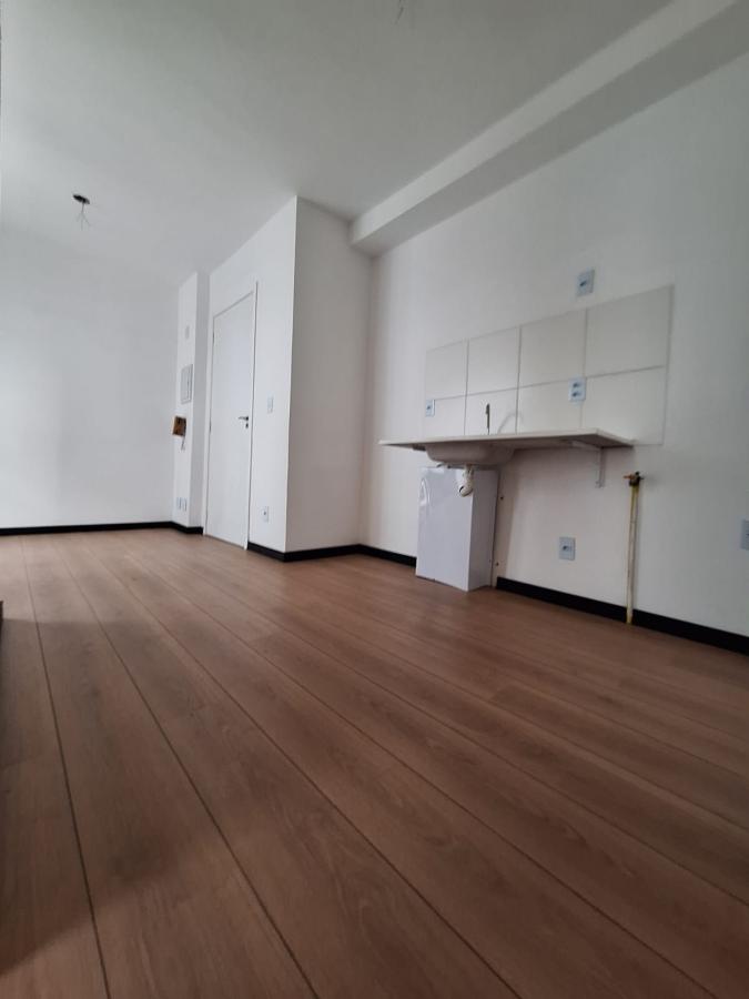 Apartamento à venda com 2 quartos, 33m² - Foto 4