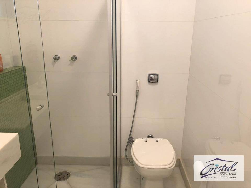 Apartamento à venda com 3 quartos, 180m² - Foto 29