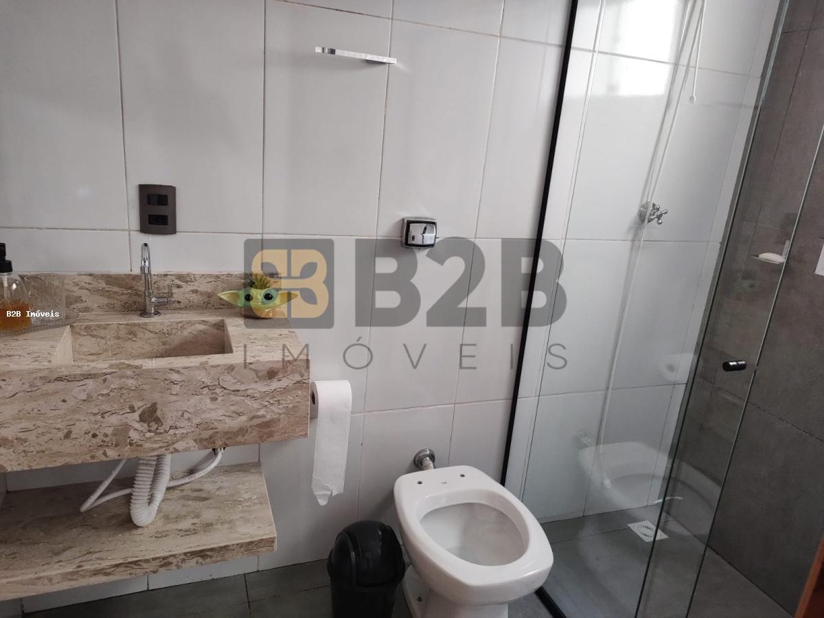 Casa à venda com 3 quartos, 195m² - Foto 11