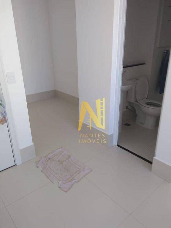 Apartamento à venda com 3 quartos, 214m² - Foto 13