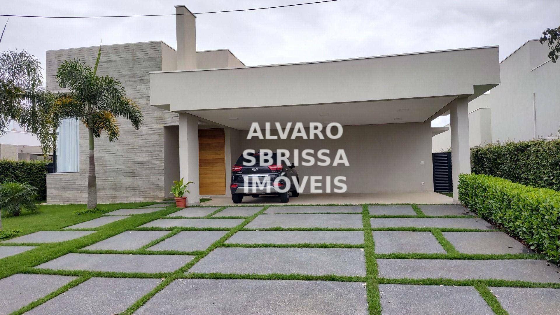 Casa de Condomínio à venda com 4 quartos, 340m² - Foto 2