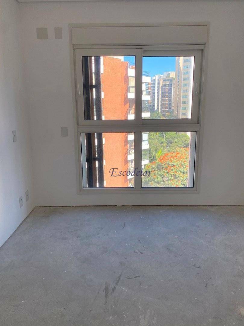 Apartamento à venda com 4 quartos, 227m² - Foto 24