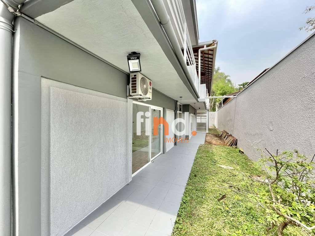 Casa de Condomínio à venda com 4 quartos, 400m² - Foto 24